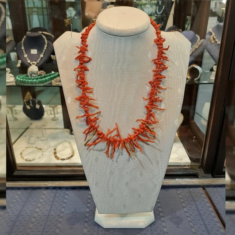 Necklace in Mediterranean Red Coral Gemstones & 18k gold elements