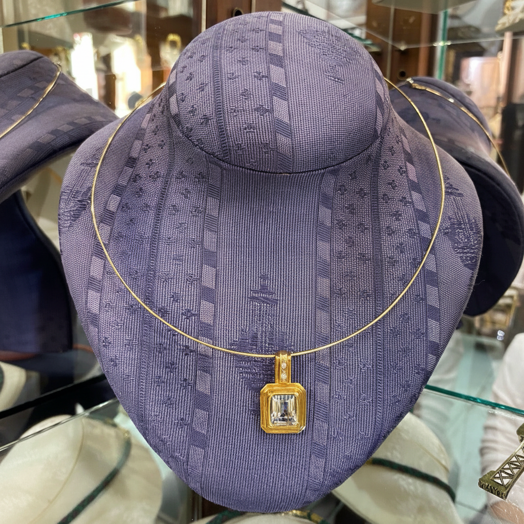 Necklace in gold 14k chain, Aquamarine pendant with Brilliants in 18k gold