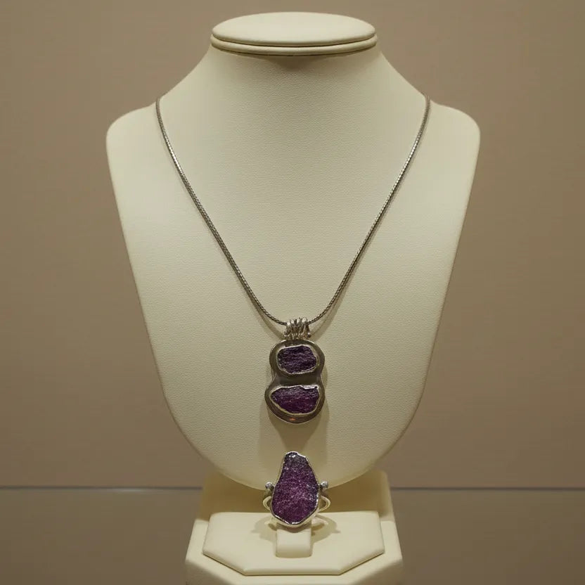 Pendant in sterling silver with Raw Purple Diopside and old chain