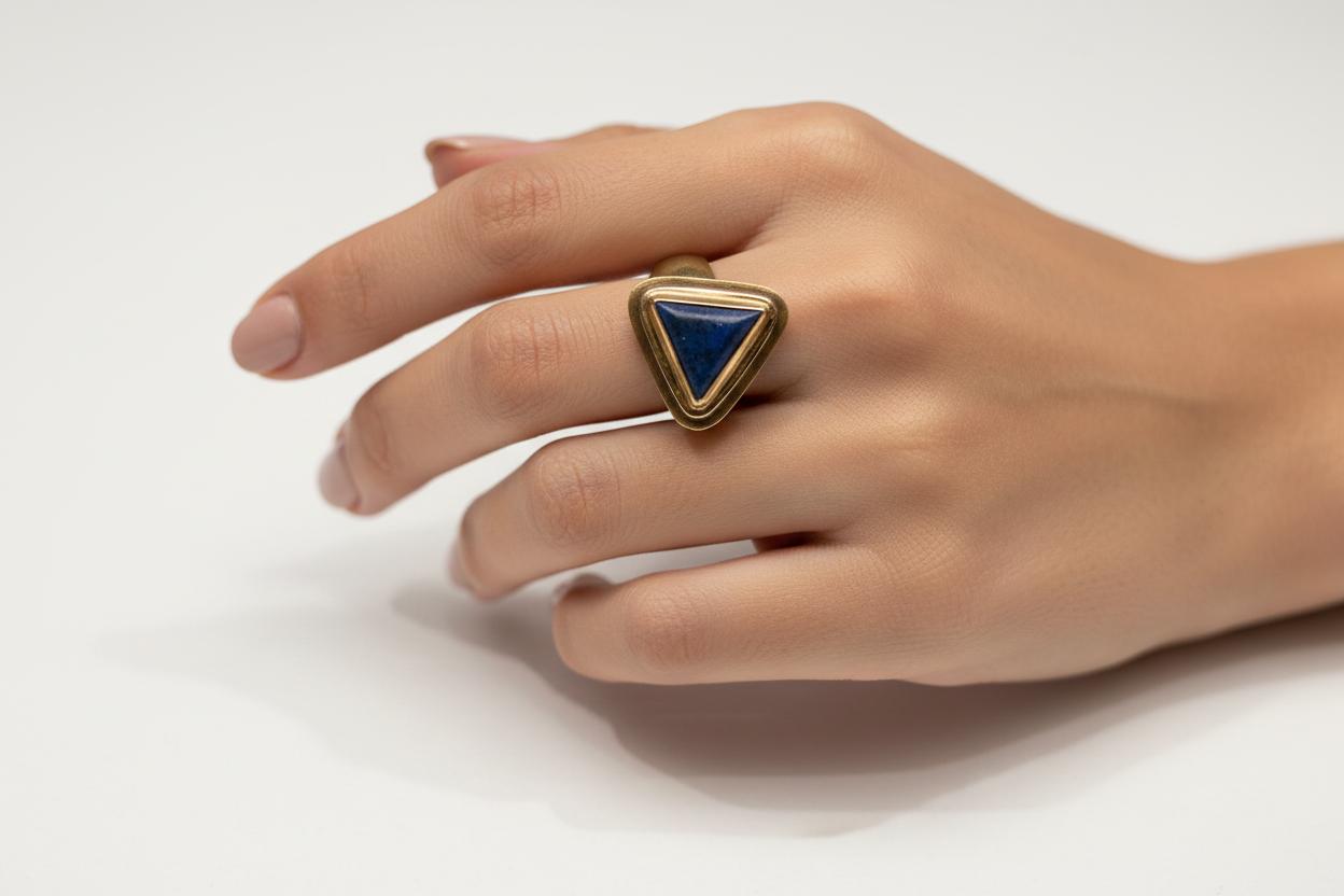 Ring in 14k gold with Lapis (B-152)