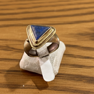 Ring in 14k gold with Lapis