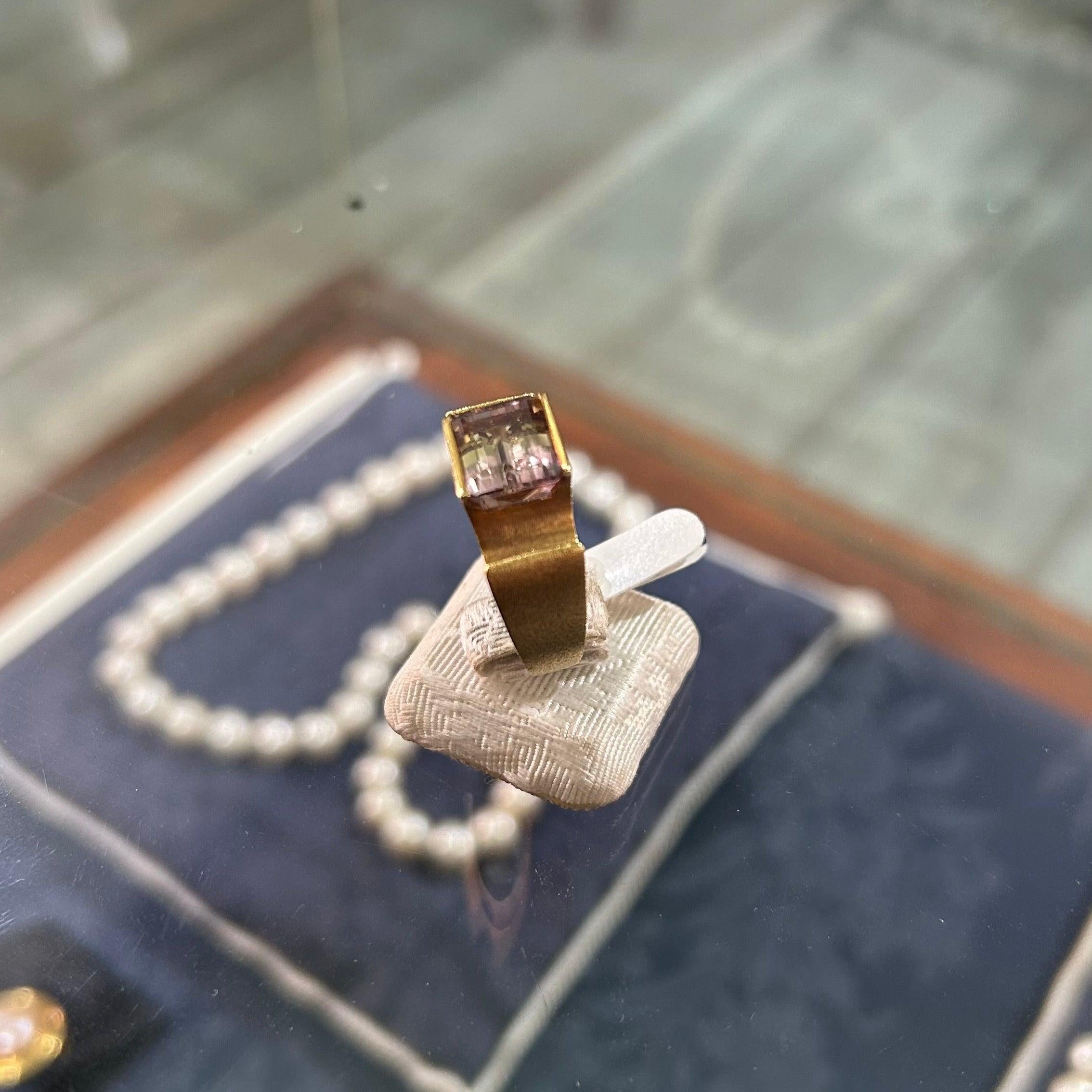 Ring in 18k gold (B-139)
