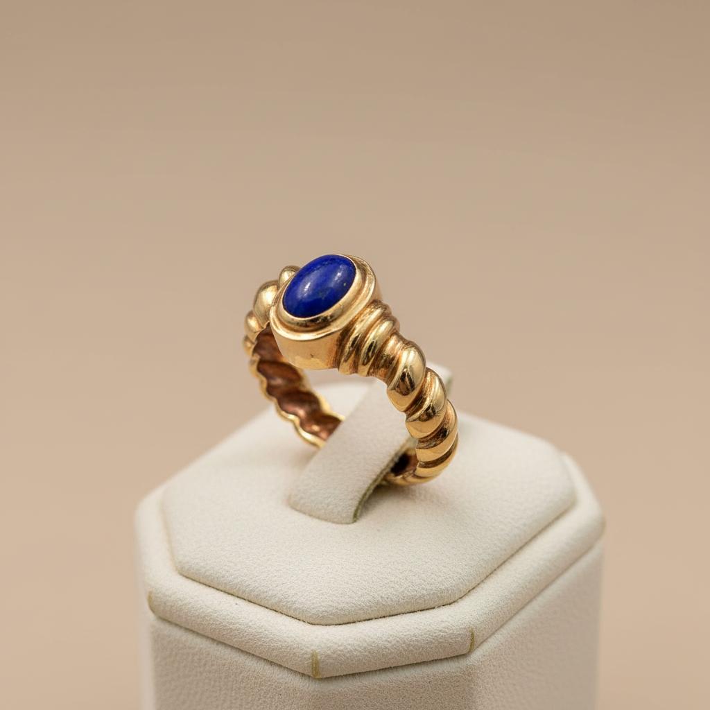Ring in 18k gold with Lapis (B-150)