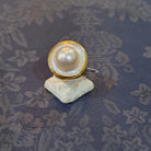 Ring in 18k gold with Mother of pearl (B-125)