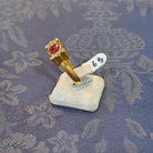 Ring in 18k gold with a ruby and brilliants (B-123)