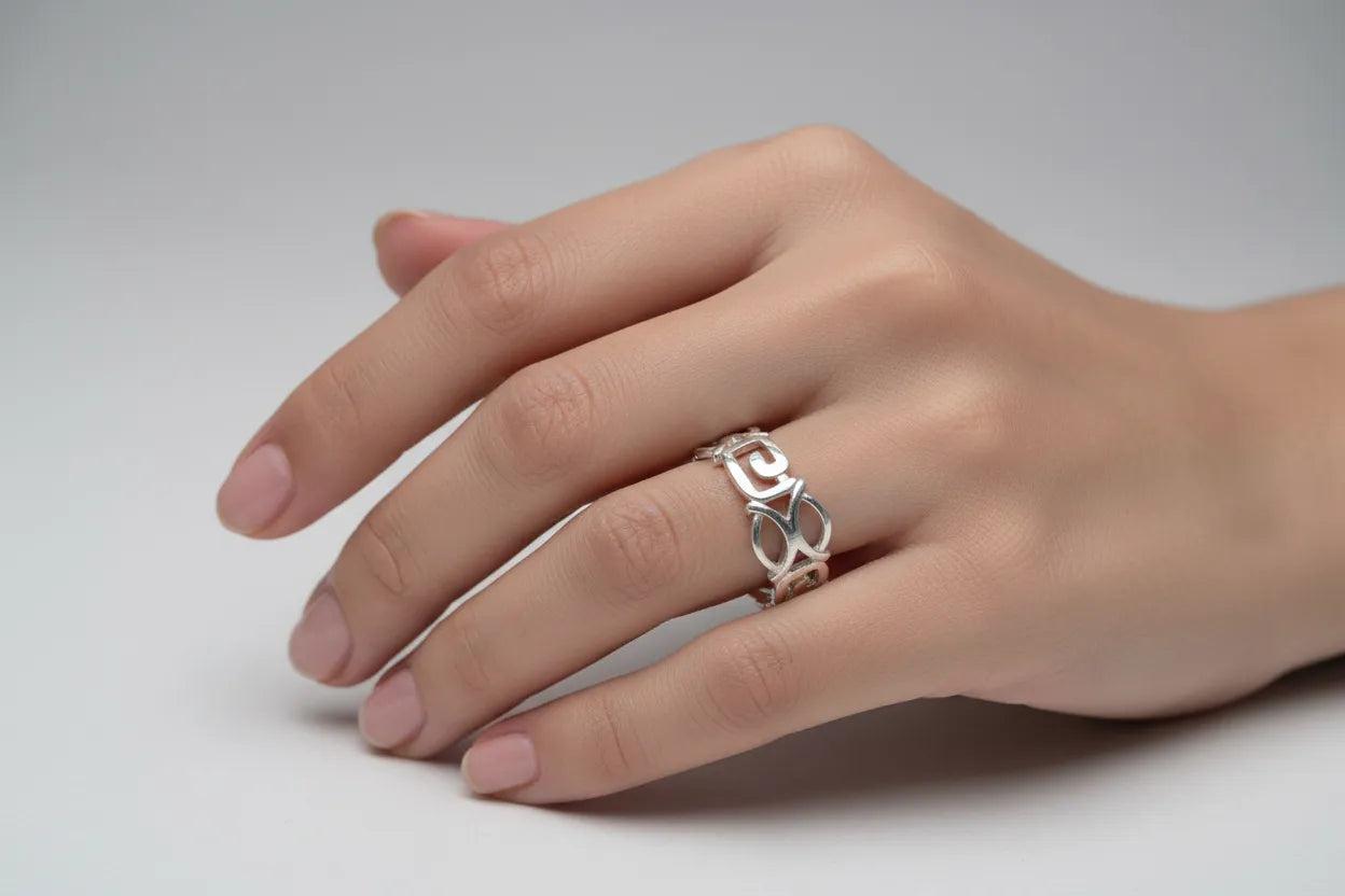 Ring in Sterling Silver (DT-135)