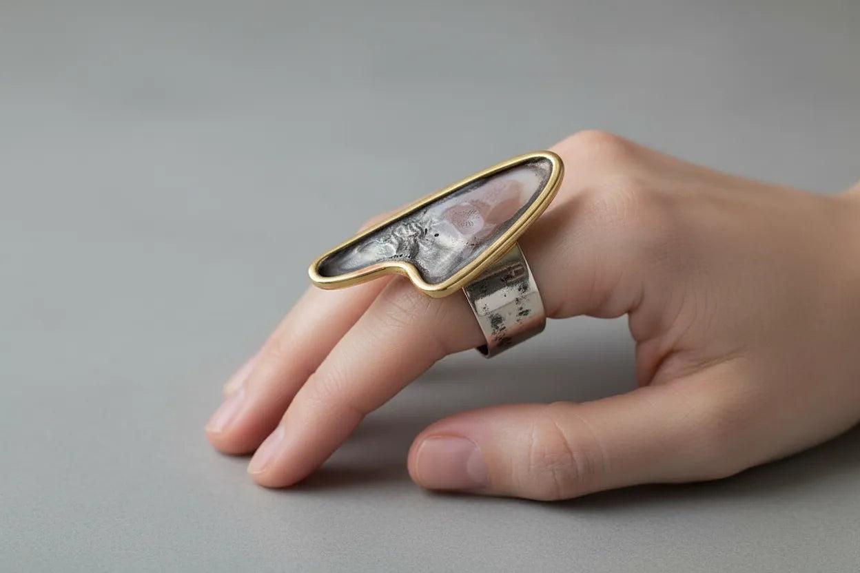 Ring in Sterling Silver with Decorative Black Patina (Oxidation) (DM-40)