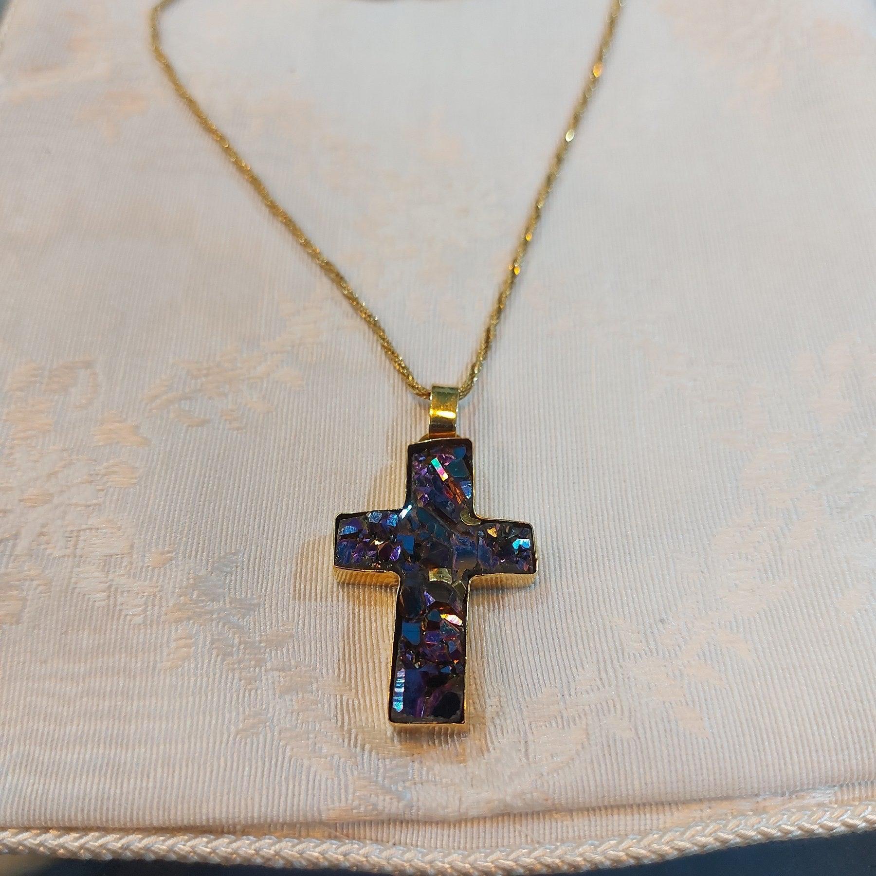 Necklace in 14k gold chain with a 18k gold cross in quartz - ELEFTHERIOU EL