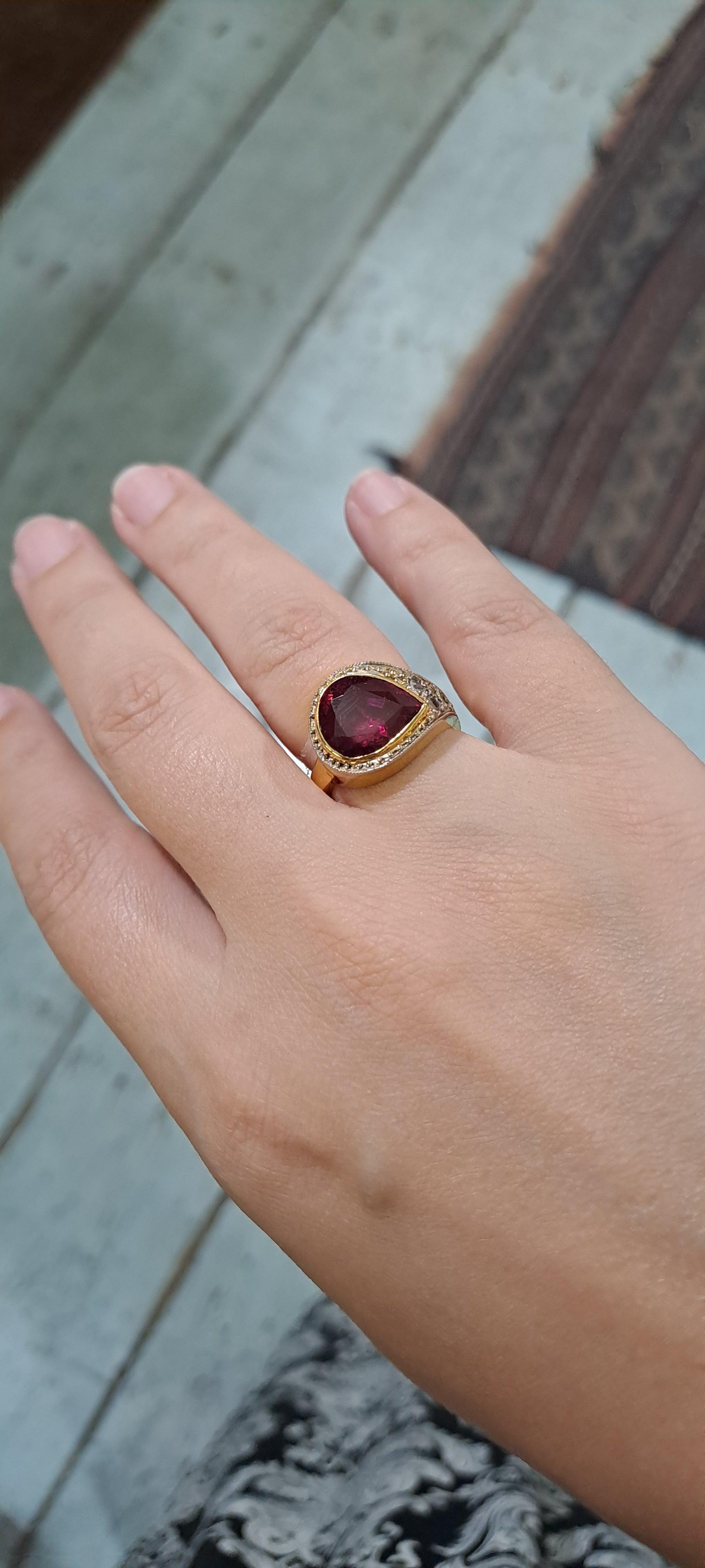 Ring in Gold 18k with amethyst & diamonds