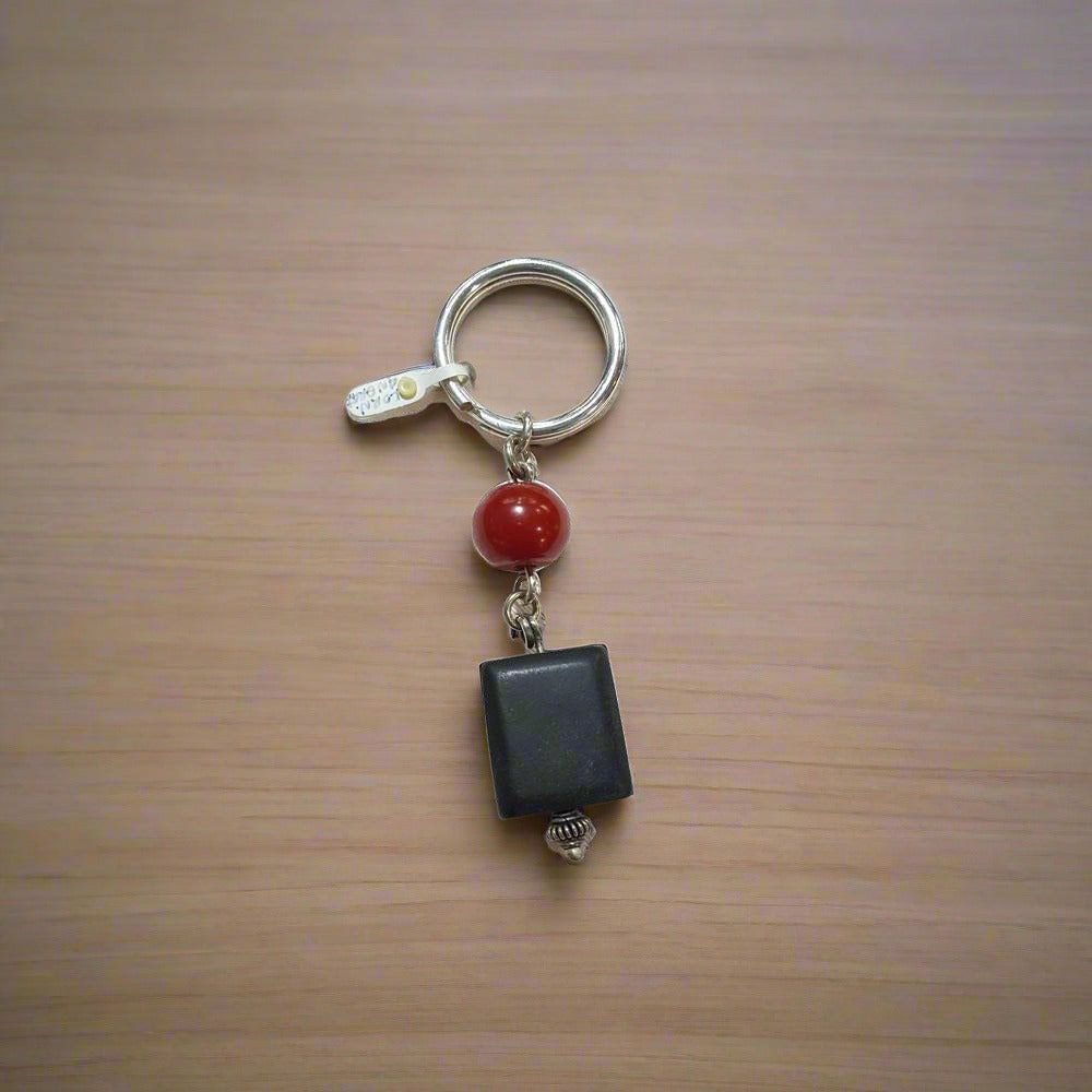 Anthracite and Red amber Keyring in sterling silver, Vintage Keyring, Vintage Jewelry, Handmade keyring, Greek Jewelry