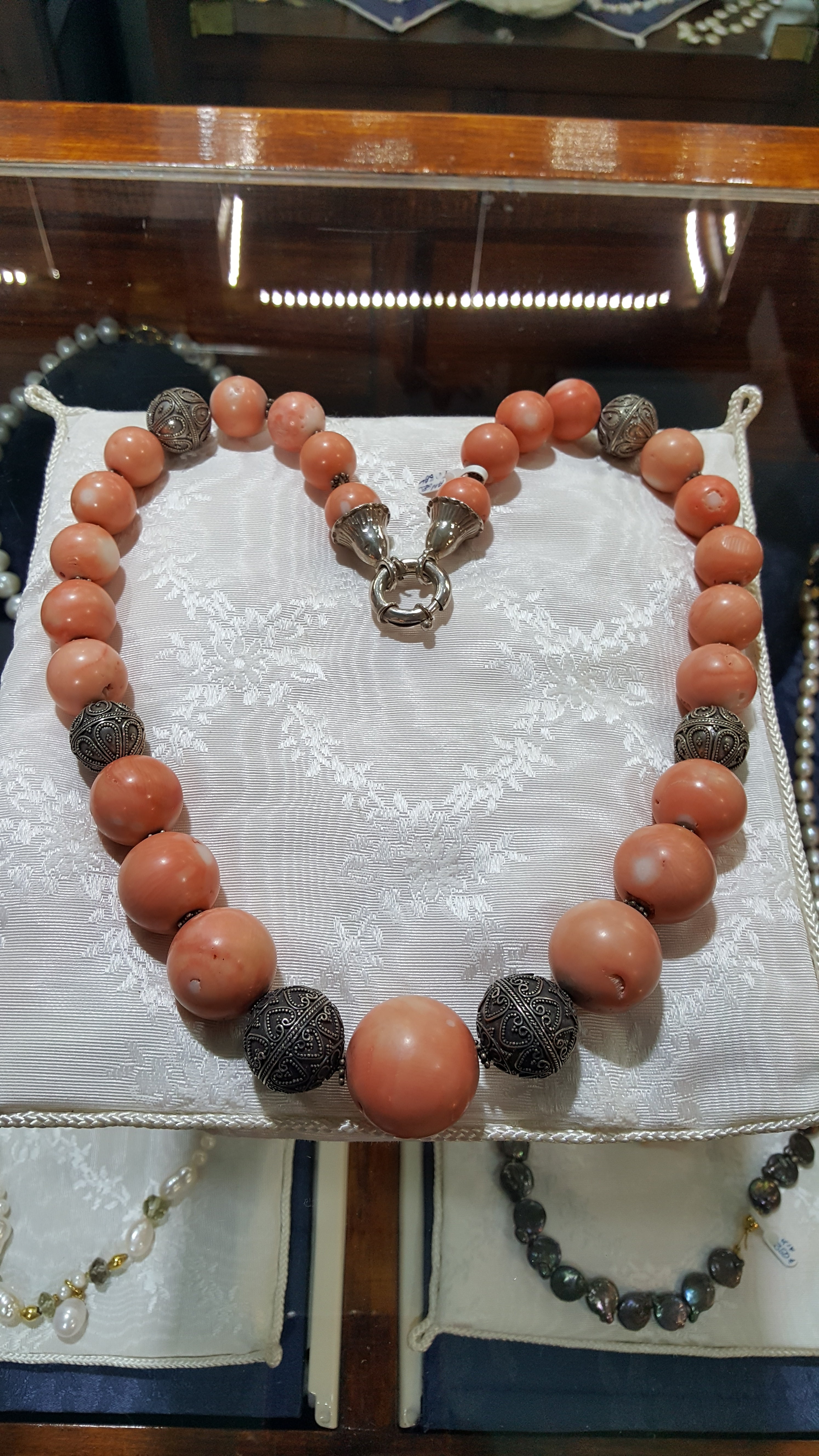Necklace with Pink Coral Stones (Angel Skin) and Silver Elements