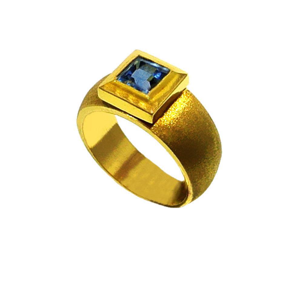 Ring in 18k gold with bleu topaz (B-34) - Dinos-Virginia