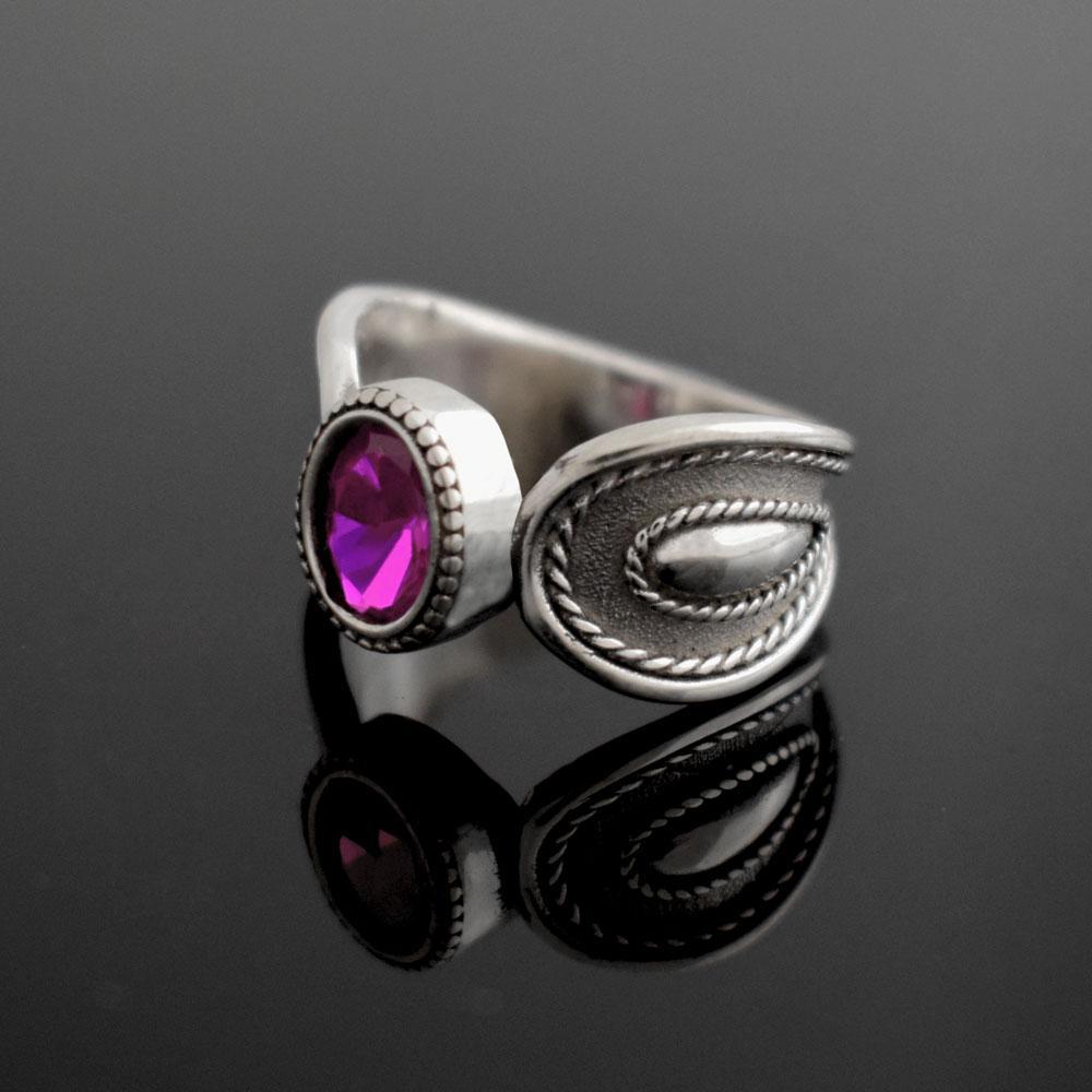 Ring in Sterling Silver with a Purple Zircon (DT-05) - ELEFTHERIOU EL