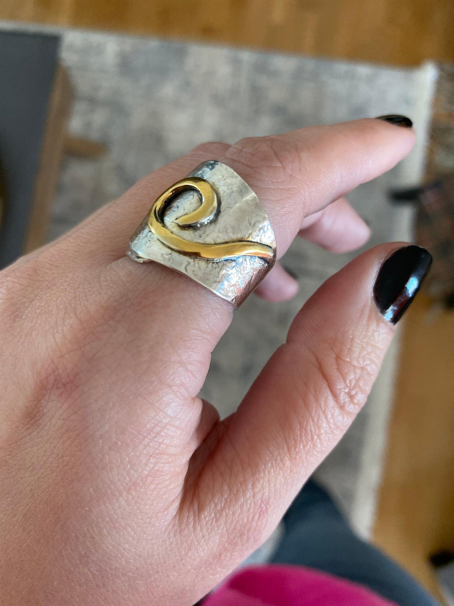 Ring in Sterling Silver with Decorative Black Patina (Oxidation) (DM-36)