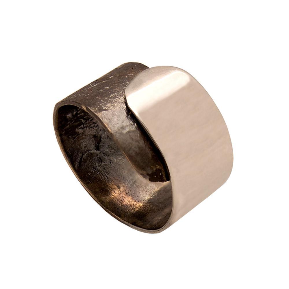 Ring in Sterling Silver with Decorative Black Patina (Oxidation) (DM-46)